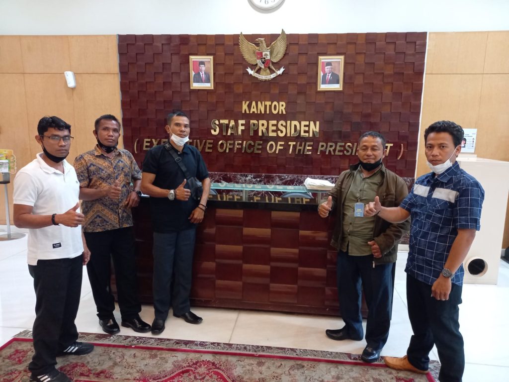 Masyarkat Batahan I Tamu Istana Masyarkat Batahan I Tamu Istana