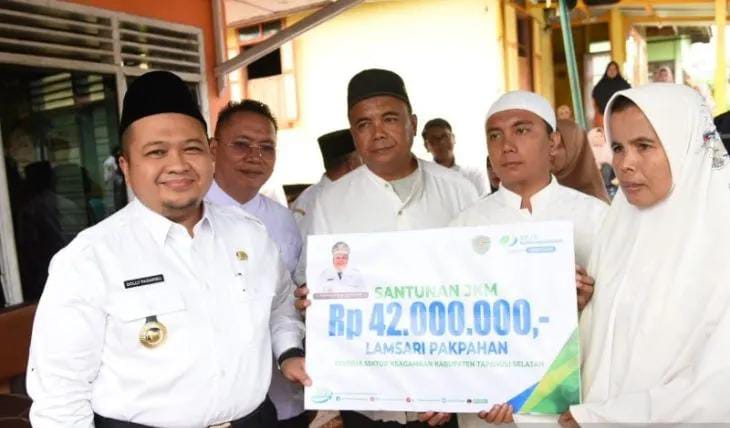 Bupati Dolly Serahkan Santunan JKM BPJS