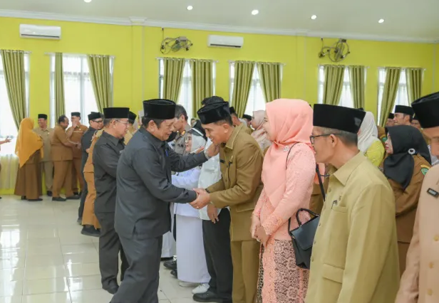 Pejabat Eselon Padang Sidempuan Pejabat Eselon Padang Sidempuan