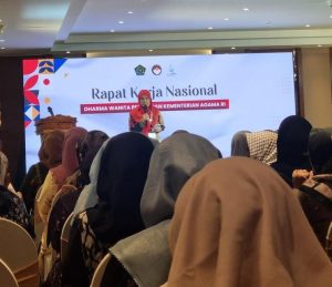 Dr. Juni Wati Sri Rizki, S.Sos., M.A