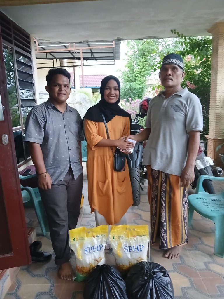 AMPAS Sidimpuan - Tapsel Salurkan Bantuan kepada Korban Kebakaran AMPAS Sidimpuan - Tapsel Salurkan Bantuan kepada Korban Kebakaran